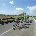 Il Massi Team all'imbocco della strada per Aquileia